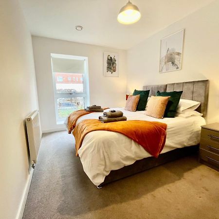 Spacious 2 Bed Ground Floor Apartment, Free Parking, Close To Historic Dockyard & Gunwharf Quays Portsmouth Exterior foto