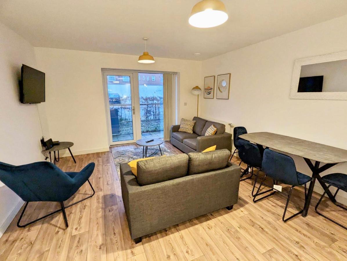 Spacious 2 Bed Ground Floor Apartment, Free Parking, Close To Historic Dockyard & Gunwharf Quays Portsmouth Exterior foto
